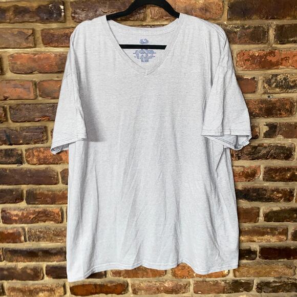 Fruit of the Loom Gray Striped Short Sleeve V-Neck T-Shirt Men's Size XL - Picture 1 of 4